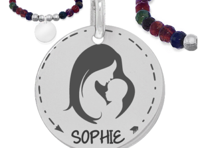 femme et enfant avec prénom 1 400x300 - Cadeaux personnalisés : Bracelet multicouleurs maman et bébé